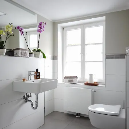 アパート Oestereich ビンツ